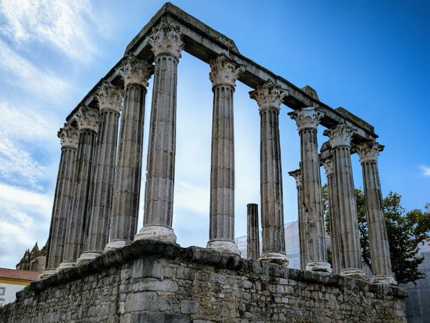 Romeinse tempel, Évora