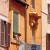 In Trastevere hangen de zo kenmerkende waslijnen tussen de huizen.